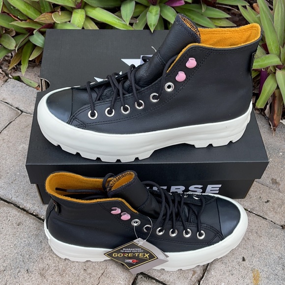 CONVERSE CTAS LUGGED WINTER HI WMNS - Picture 4 of 16